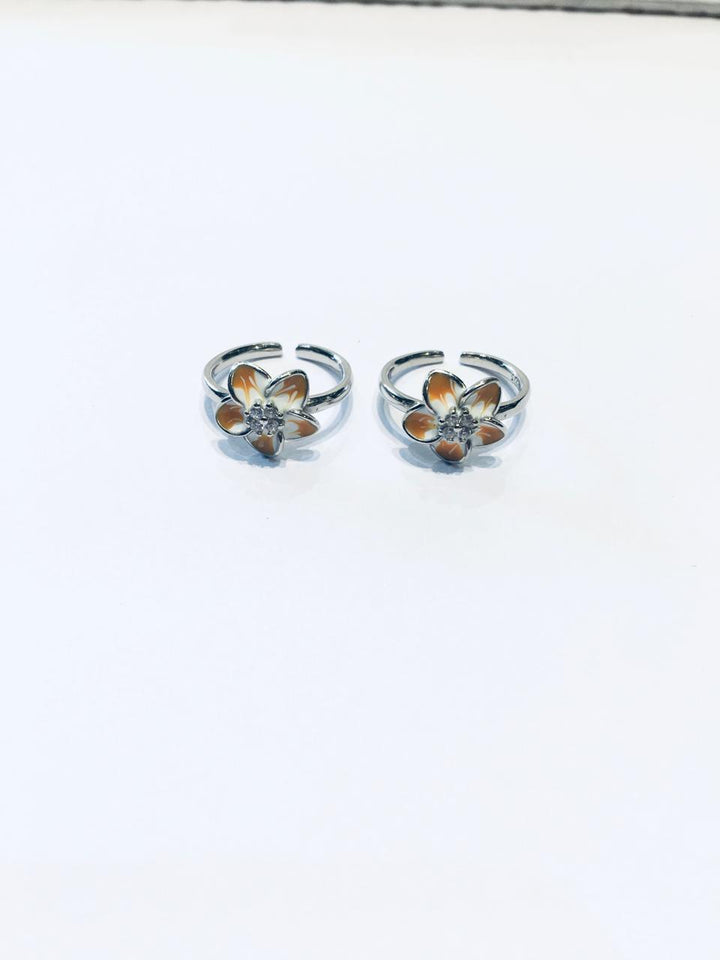Sparkling Silver Enamel Floral Toe Ring